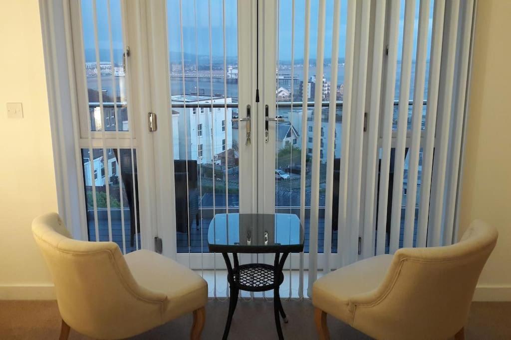 Modern Apartment With Stunning Sea View Weston-super-Mare Zewnętrze zdjęcie