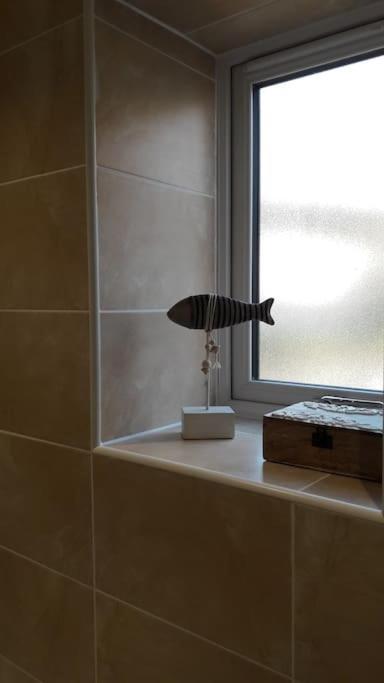 Modern Apartment With Stunning Sea View Weston-super-Mare Zewnętrze zdjęcie