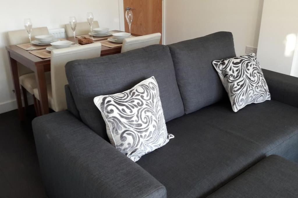Modern Apartment With Stunning Sea View Weston-super-Mare Zewnętrze zdjęcie